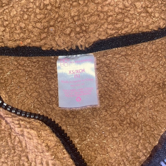 Dark Tan Women’s Pull Over - Picture 2 of 2